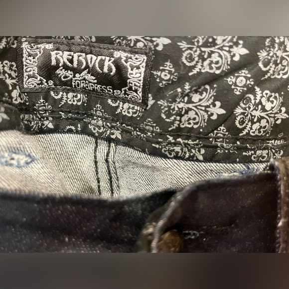 Express Rerock Jeans - Picture 3 of 3